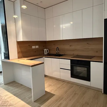 Beachside Appartement Golem (Tirana)